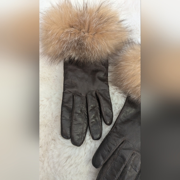 Vintage Hungarian Silver Fox and Leather Gloves - Picture 4 of 14